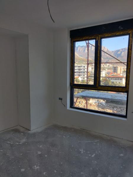  Prodaja, nov jednosoban stan 44,5 m2 na 5 min. od mora 150.000 e