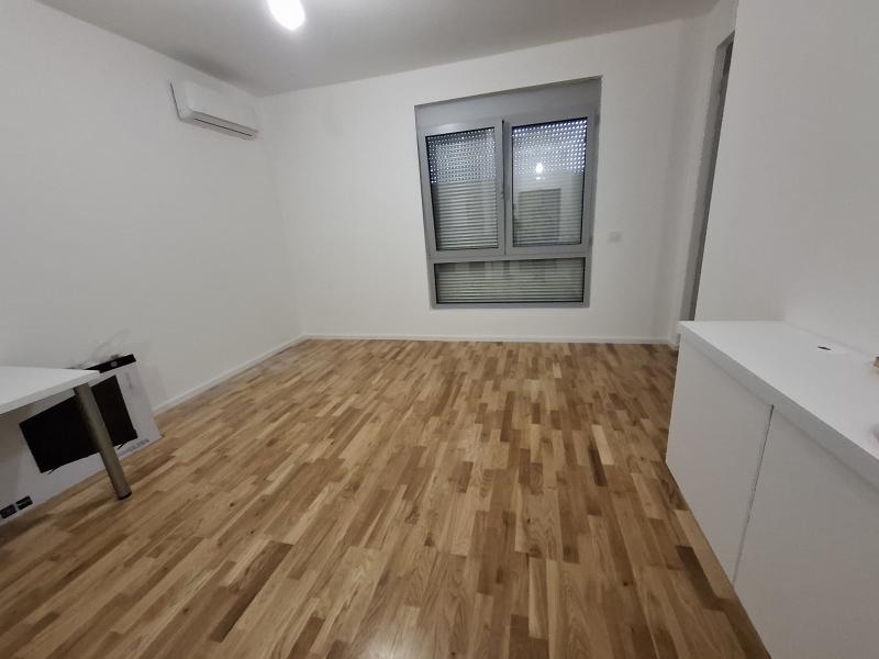  Prodaja, nov  jednosoban stan 41 m2 u Ulcinju 1850 e