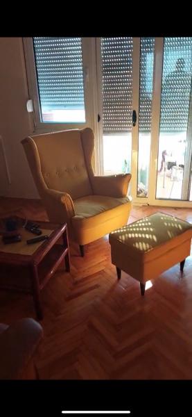  Prodaja, dvosoban stan 48 m2 u centru Bara