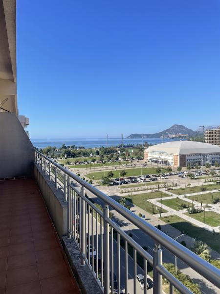  Prodaja, dvosoban stan u zgradi Pascucci u Baru od 94 m2 220.000e