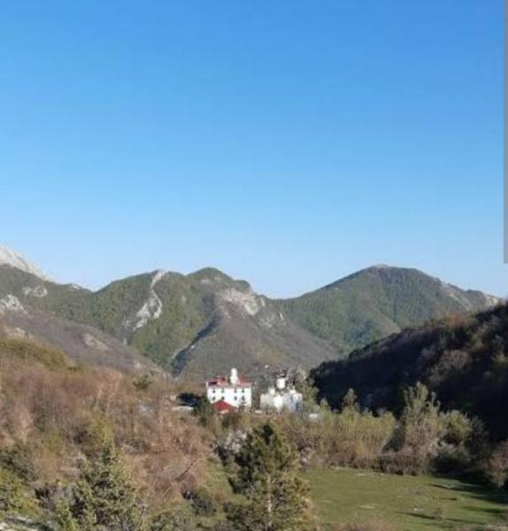  Prodaja, zemljište u  Baru , selo Mikulići od 1660 m2 