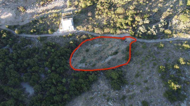 Prodaja, zemljište u Brinjama u Baru od 2542 m2 po 100e