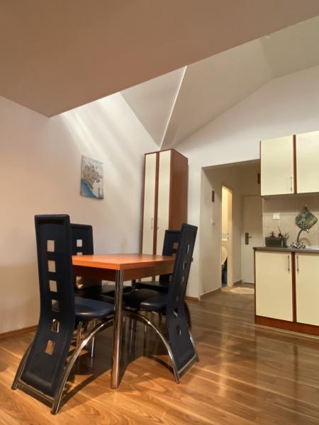  Prodaja, garsonjera u Tivtu u blizini mora od 30 m2 99.000e