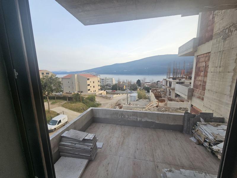  Prodaja, dvosoban stan u Đenovićima  175.500e